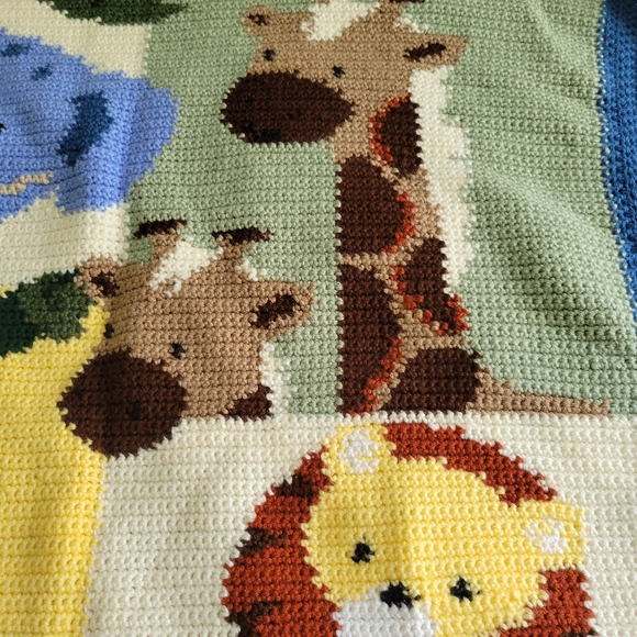 BEAUTIFUL HANDMADE KNIT APHGAN BLANKET ANIMAL THEME SIZE 37.5" X 35" - Picture 8 of 11